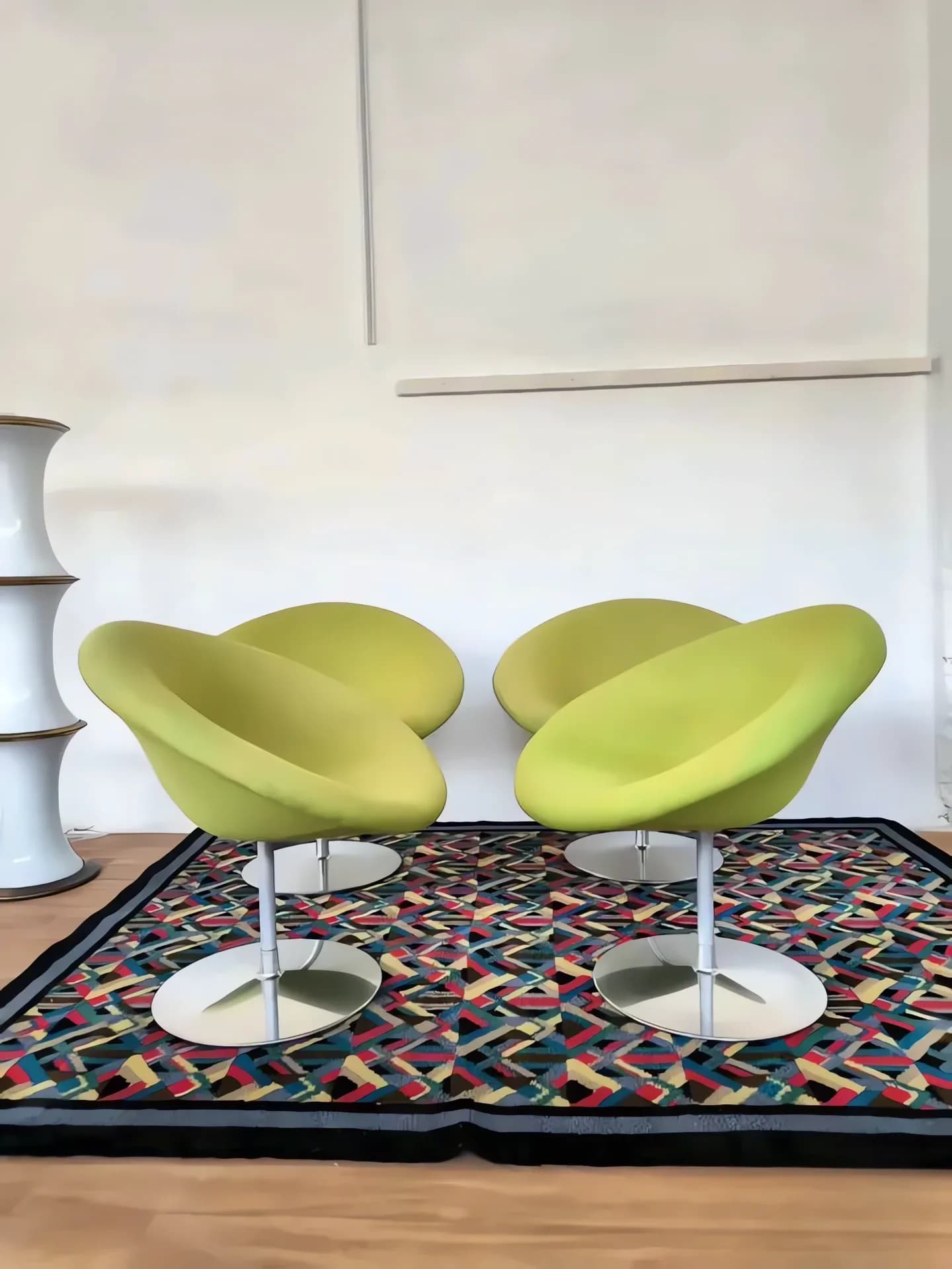 Pierre Paulin Little Globe Chair,Artifort, 60-е — 01.webp (enhanced)
