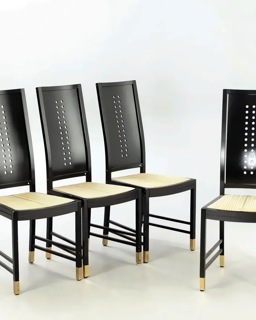 Комплект из четырех стульев Thonet Vienna